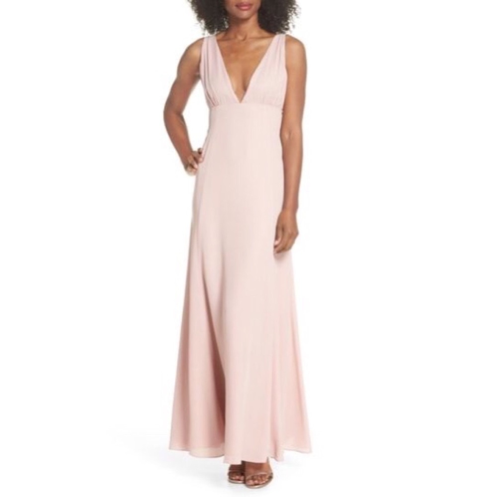 Wayf KIARA PLUNGE CHIFFON GOWN 💖IN STORES💖